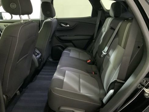 Used 2025 Chevrolet Blazer LT AWD/4WD image 24
