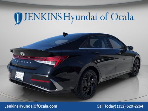 New 2026 Hyundai Elantra SEL Sport Premium FWD image 5