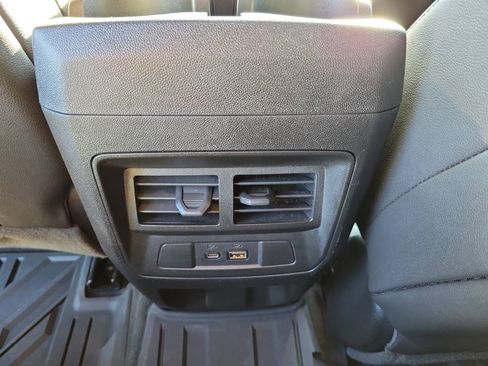 Used 2023 GMC Canyon Elevation w/ Elevation Premium Package image 13