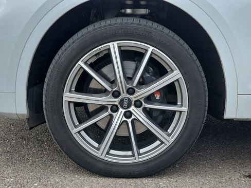 Used 2022 Audi SQ5 Premium Plus w/ Premium Plus Package image 19