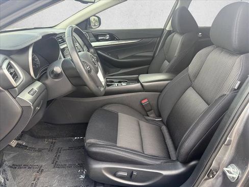 Used 2020 Nissan Maxima 3.5 S w/ Floor Mat Group image 10