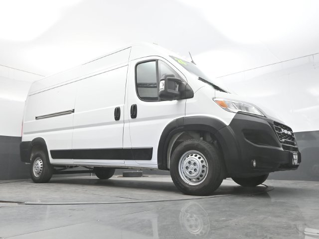 Used 2026 RAM ProMaster 2500 w/ Convenience Group FWD image 32