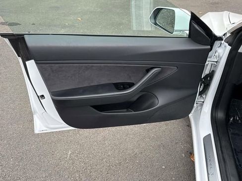 Used 2020 Tesla Model 3 Long Range image 12