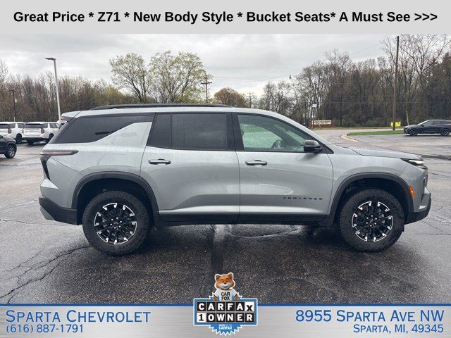 Used 2025 Chevrolet Traverse Z71 AWD/4WD image 2