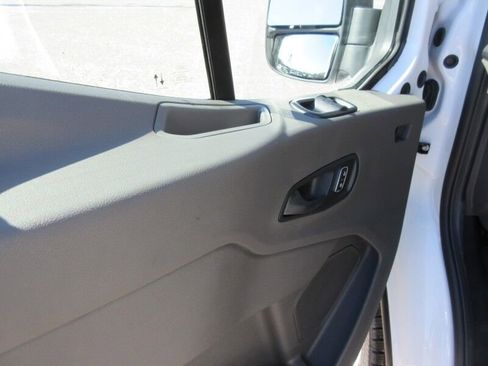 New 2026 Ford Transit 250 148 Medium Roof image 15