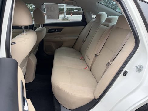 Used 2015 Nissan Altima 2.5 S w/ Power Driver Seat Package FWD image 28