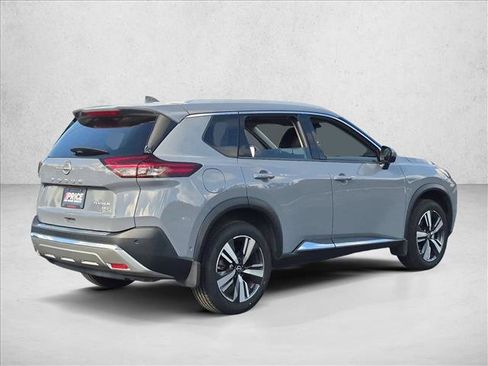 Used 2022 Nissan Rogue Platinum w/ Head-Up Display Package AWD/4WD image 5