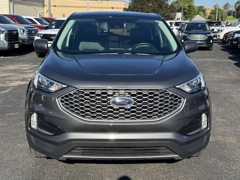 Used 2023 Ford Edge SEL w/ Convenience Package image 8
