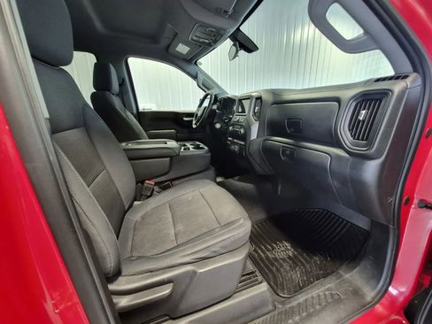 Used 2019 Chevrolet Silverado 1500 Custom Trail Boss w/ Custom Convenience Package AWD/4WD image 18