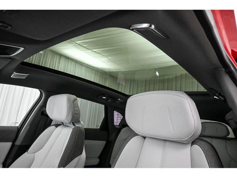 Certified 2025 Cadillac Optiq Sport 1 AWD/4WD image 40