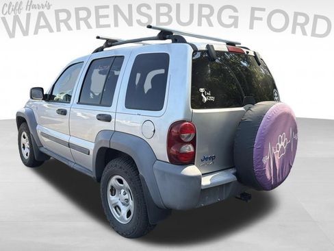 Used 2006 Jeep Liberty Sport AWD/4WD image 5