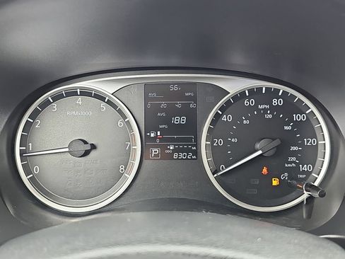 Used 2025 Nissan Kicks Play S image 21