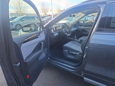 New 2026 Volkswagen Tiguan S image 10