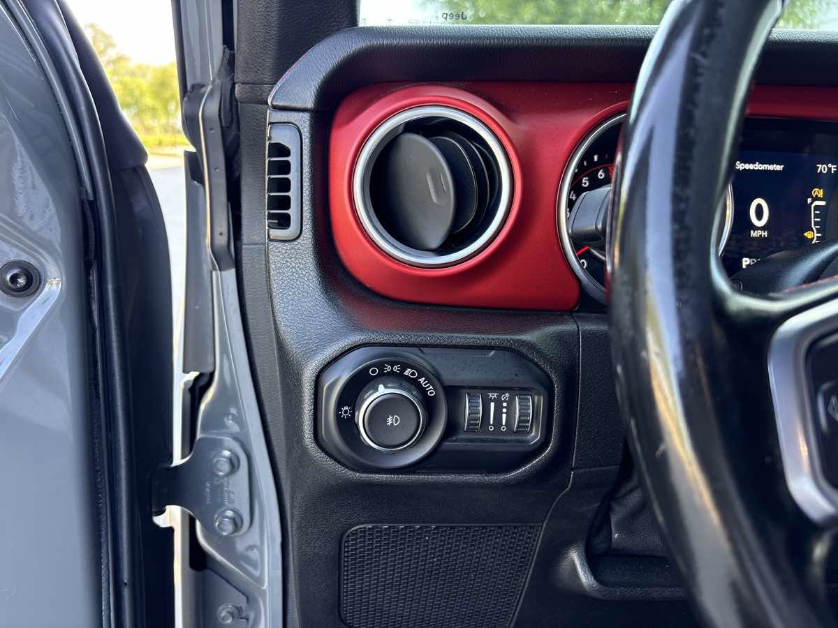 Used 2020 Jeep Wrangler Unlimited Rubicon AWD/4WD image 20