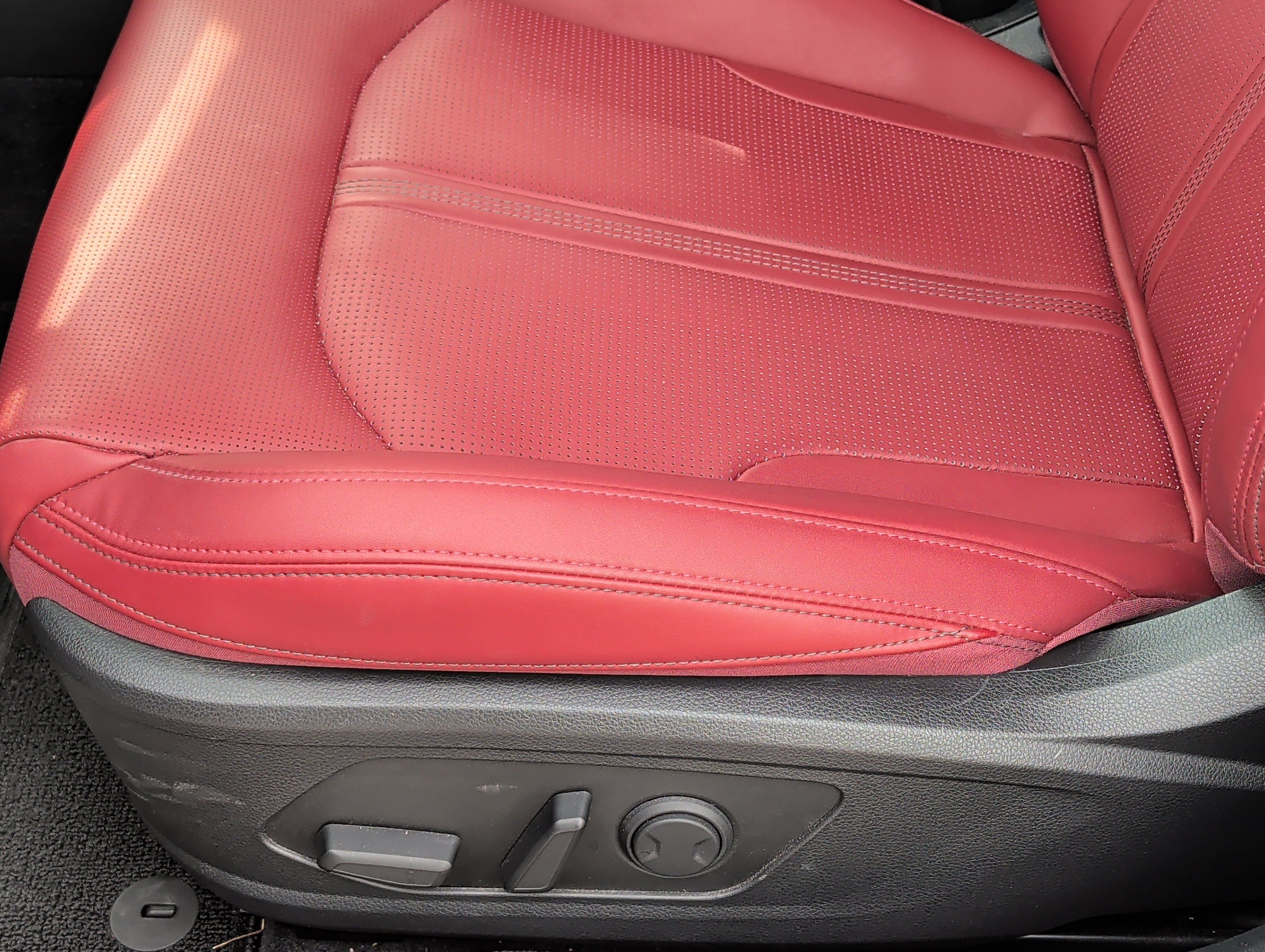 Used 2026 Kia K5 GT-Line w/ GT-Line Red Interior Package FWD image 10