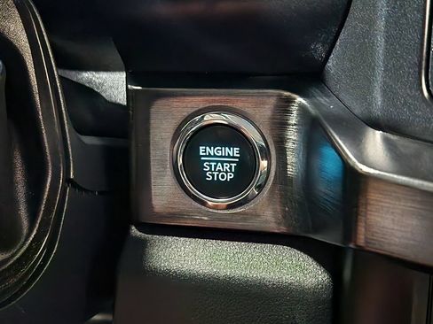 Used 2024 Ford F350 Lariat AWD/4WD image 41