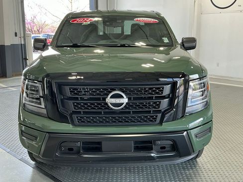 Used 2024 Nissan Titan SV w/ SV Bronze Edition Package RWD image 21