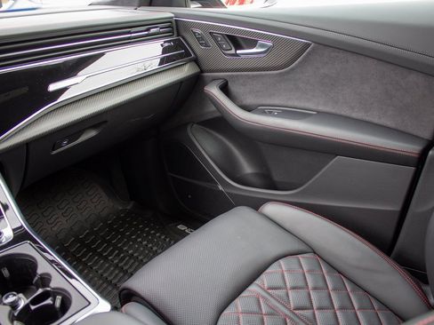 Used 2025 Audi SQ8 Prestige w/ Prestige Package image 20