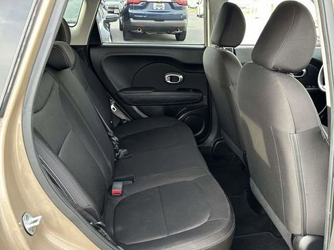 Used 2016 Kia Soul image 21