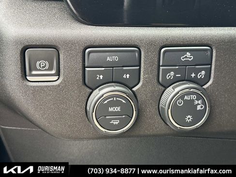 Used 2022 Chevrolet Silverado 1500 LT image 19