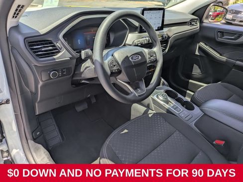 Used 2025 Ford Escape Active AWD/4WD image 17