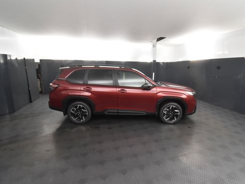 New 2025 Subaru Forester Limited image 4