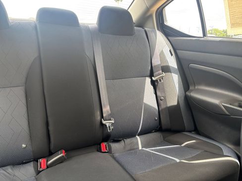 Used 2025 Nissan Versa SV FWD image 35