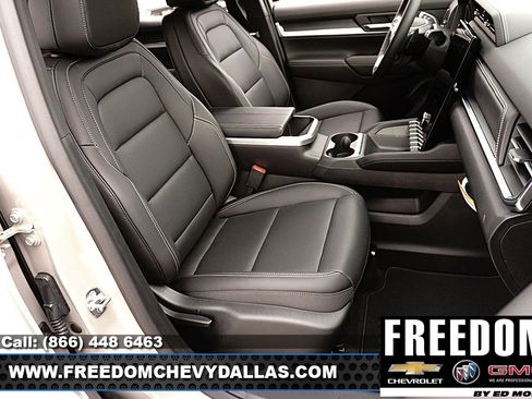 New 2026 GMC Terrain Elevation w/ Elevation Premium Package FWD image 15