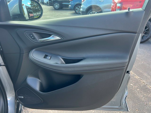 Used 2024 Buick Encore GX Avenir w/ Avenir Convenience Package FWD image 12