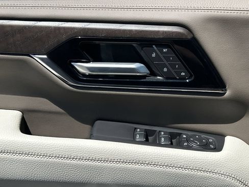 New 2026 GMC Yukon Denali AWD/4WD image 23