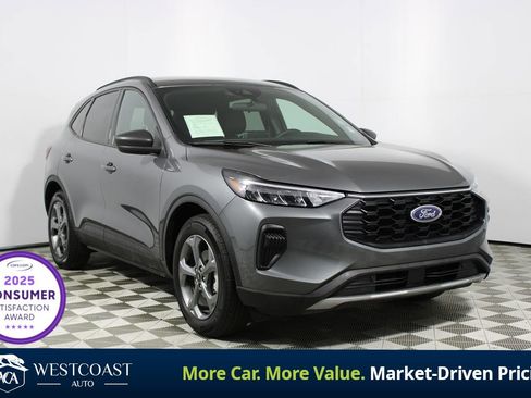 Used 2025 Ford Escape ST-Line image 1