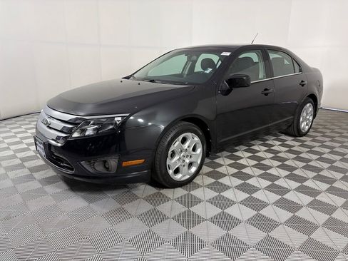 Used 2011 Ford Fusion SE w/ 202A Rapid Spec Order Code image 3