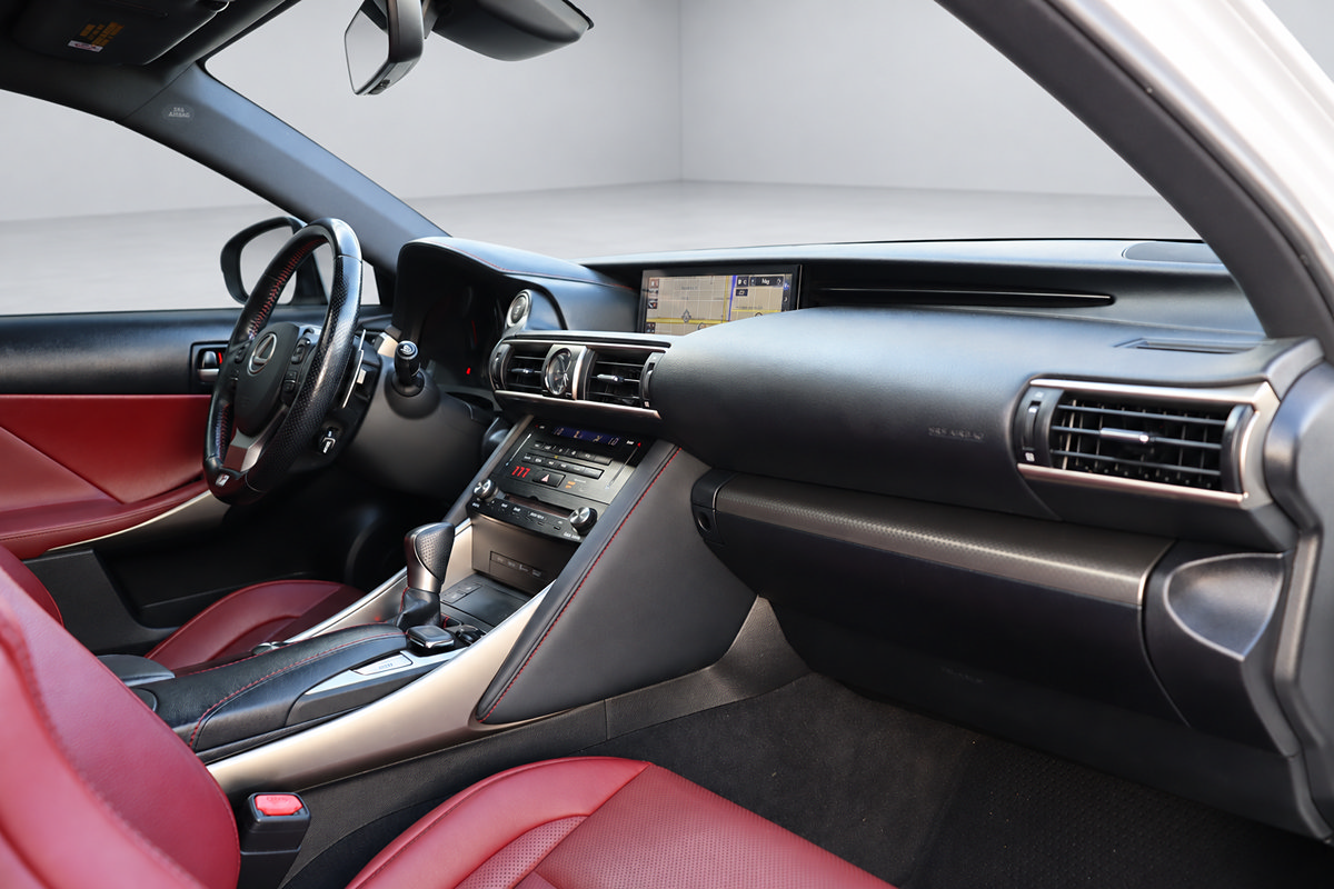 Used 2018 Lexus IS 300 F Sport RWD image 22