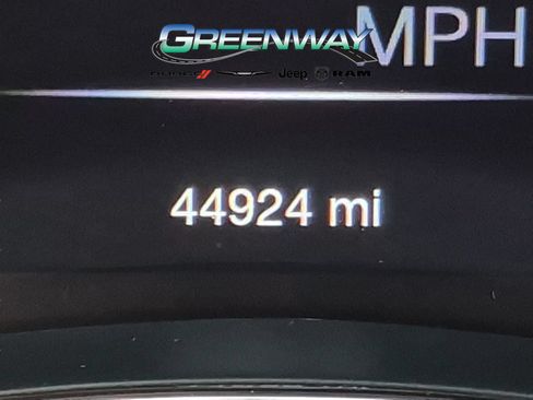 Used 2020 Jeep Grand Cherokee Laredo AWD/4WD image 26