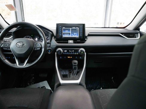 Used 2020 Toyota RAV4 XLE w/ Convenience Package AWD/4WD image 20