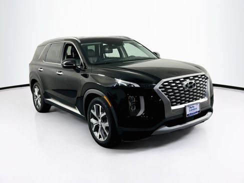 Used 2022 Hyundai Palisade SEL w/ Premium Package AWD/4WD image 3