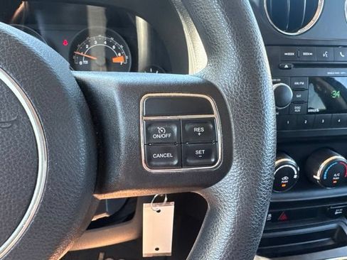 Used 2014 Jeep Patriot Sport w/ Power Value Group AWD/4WD image 16