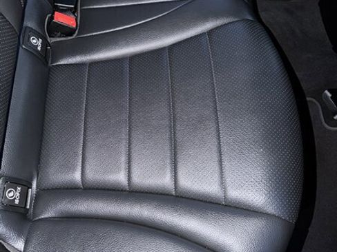 Used 2021 Mercedes-Benz GLC 300 4MATIC image 55