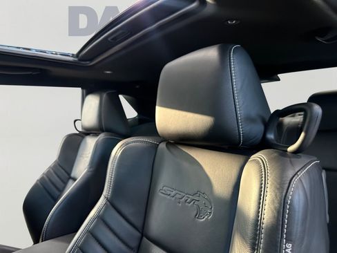 Used 2023 Dodge Challenger SRT Hellcat w/ Driver Convenience Group image 8