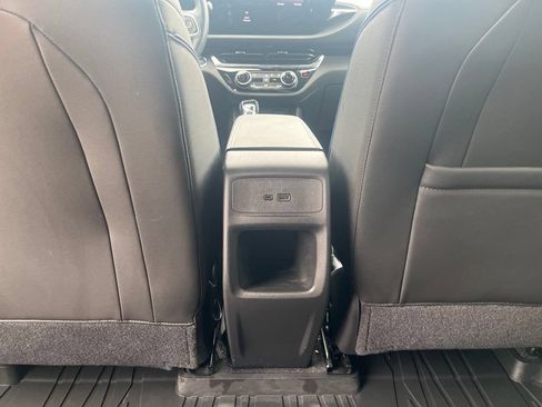 Used 2024 Buick Envista Sport Touring w/ Convenience I Package FWD image 27