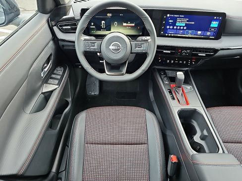 New 2026 Nissan Kicks SR w/ Cold Weather Package image 7