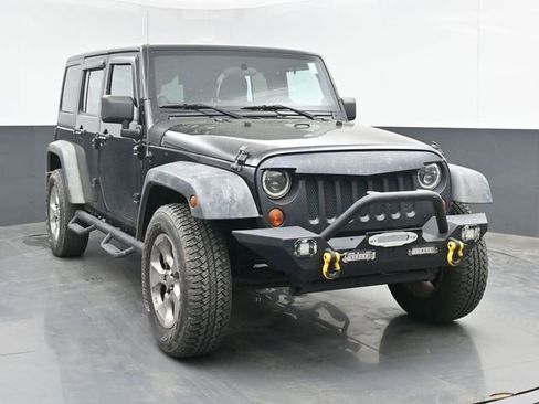 Used 2012 Jeep Wrangler Unlimited Sport image 2