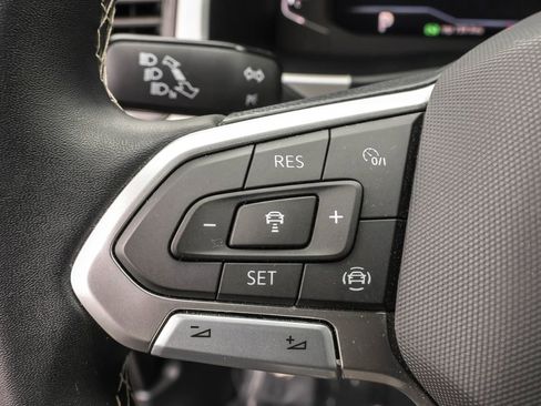 Used 2023 Volkswagen Atlas Cross Sport SE w/ Black Wheel Package image 20