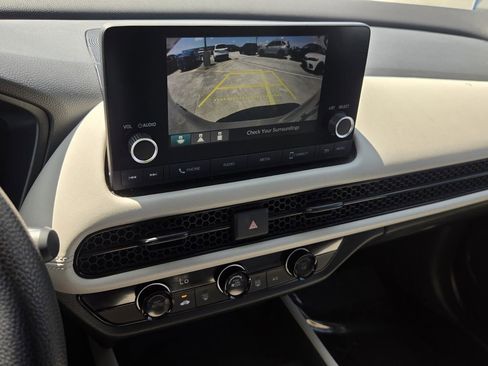 Certified 2023 Honda HR-V LX image 20