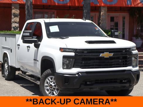 Used 2024 Chevrolet Silverado 2500 W/T w/ WT Fleet Convenience Package AWD/4WD image 2
