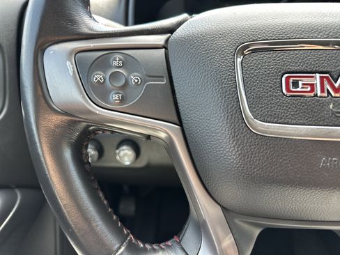 Used 2017 GMC Canyon SLE w/ All Terrain Package AWD/4WD image 18