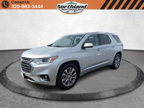 Used 2021 Chevrolet Traverse Premier image 1