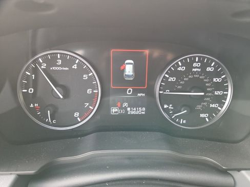 Used 2025 Subaru Crosstrek 2.0i Premium image 2