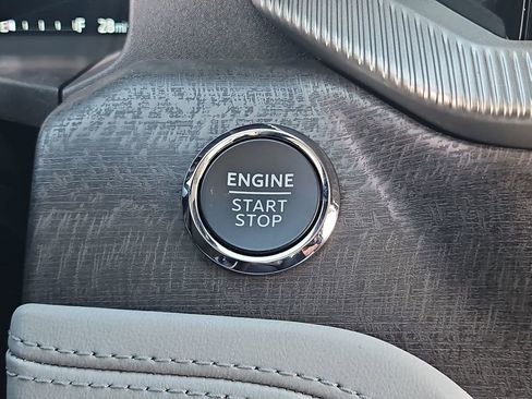 Used 2026 Ford Explorer Platinum w/ LUX Leather Package image 38