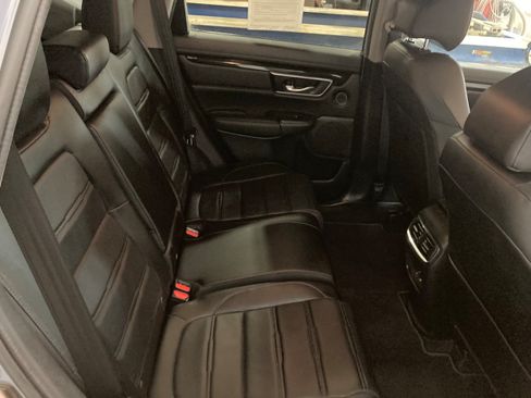 Used 2022 Honda CR-V Touring image 9